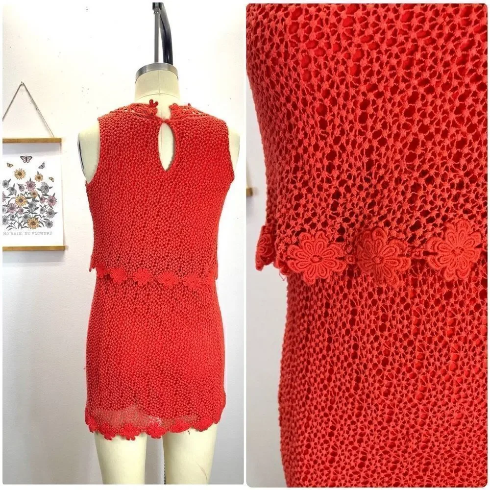 Topshop- Fitted Lace Dress Poppy ReD